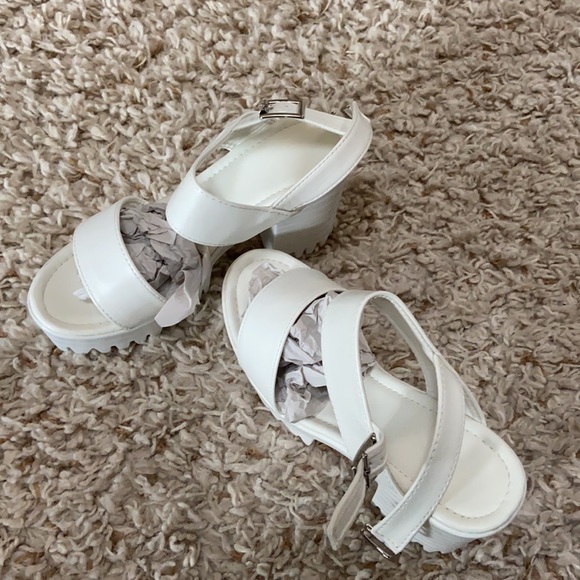 ❤️Ladies platform club shoe🔥 - Picture 5 of 7